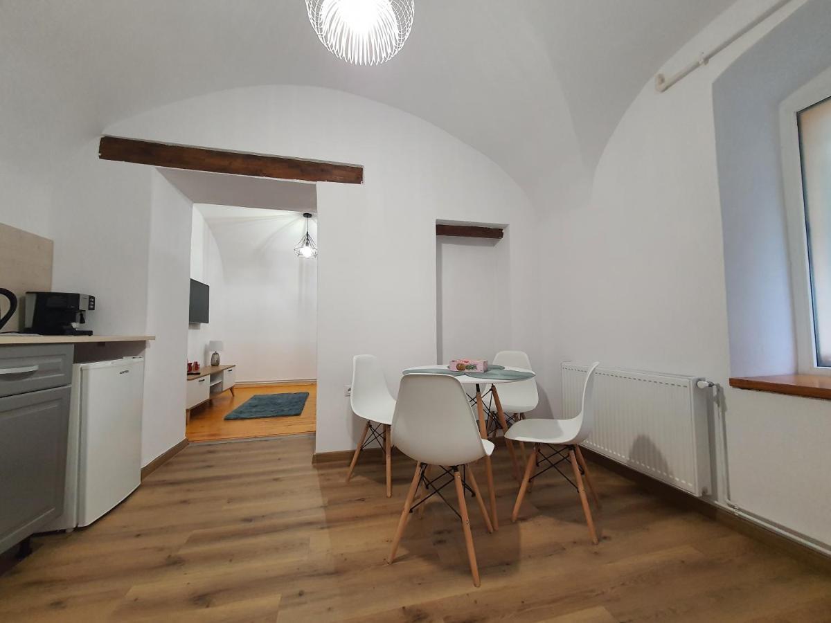 Lucasi Apartament Sibiu Exteriér fotografie